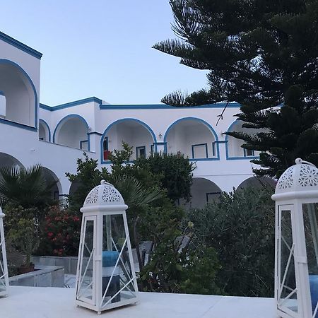 Hotel Lodos Картерадос Екстериор снимка