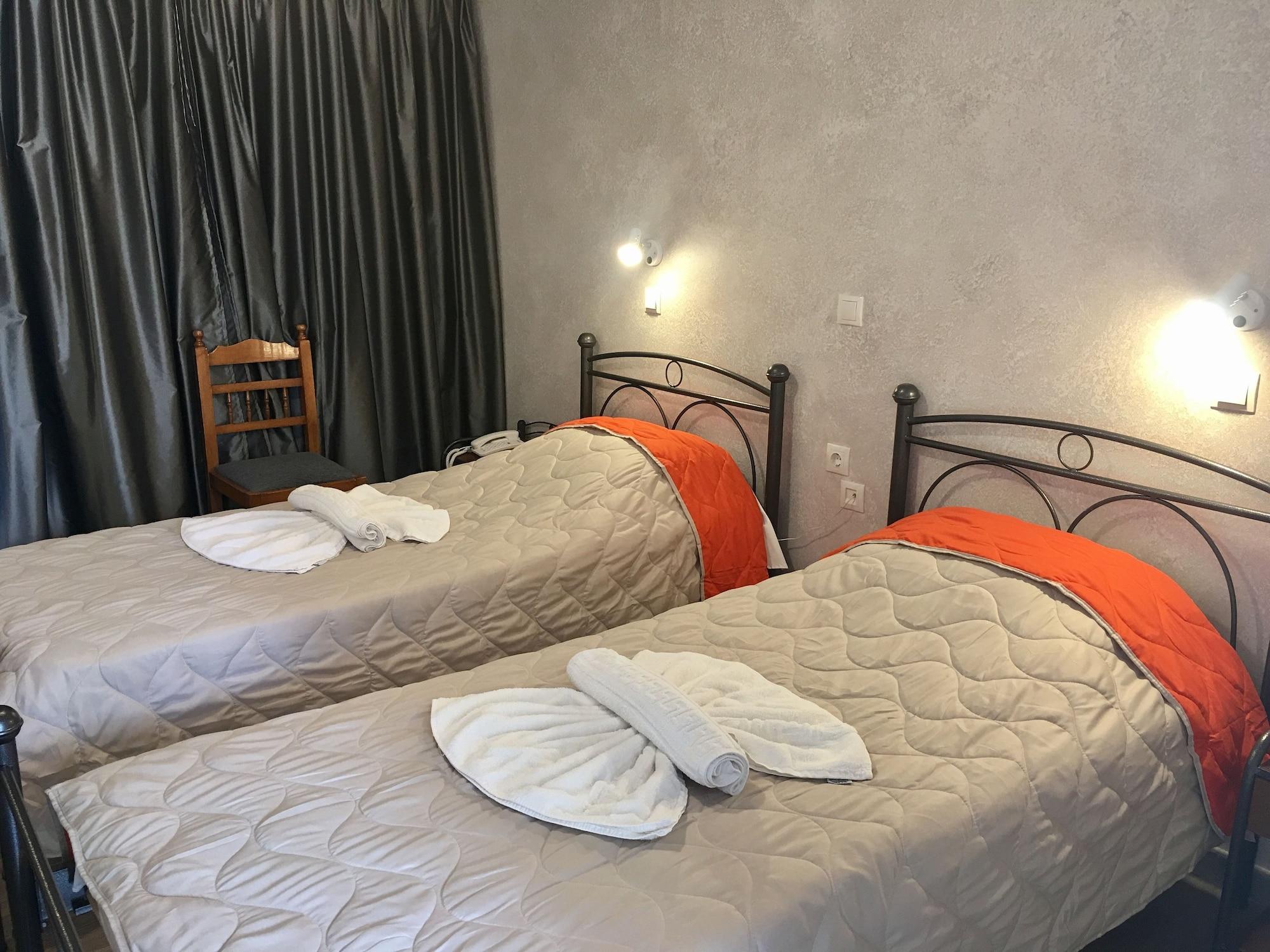 Hotel Lodos Картерадос Екстериор снимка