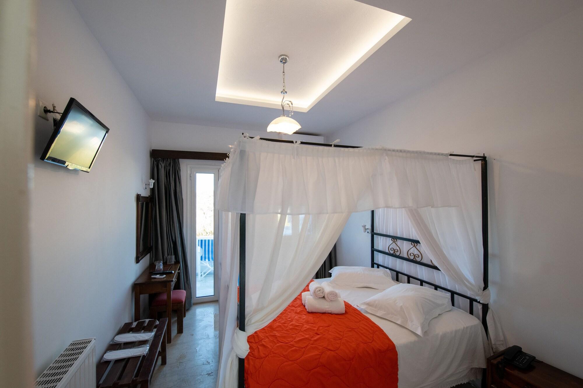 Hotel Lodos Картерадос Екстериор снимка