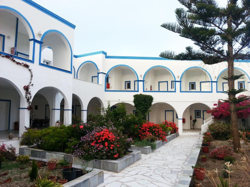 Hotel Lodos Картерадос Екстериор снимка